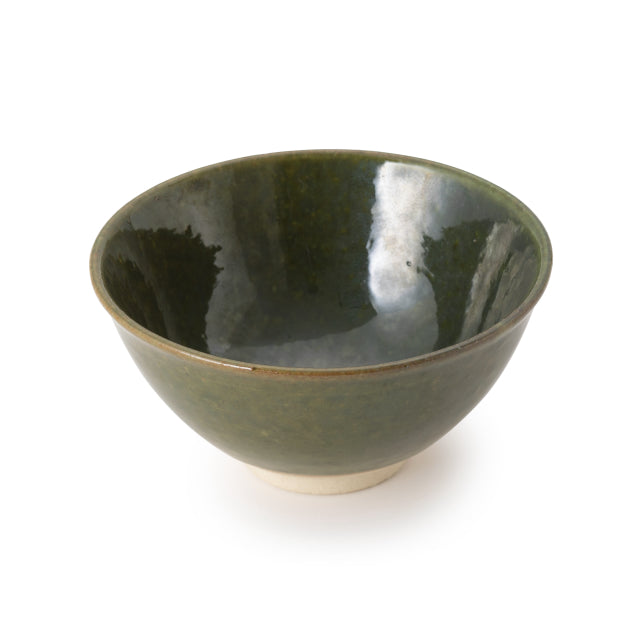 Nakagawa Mino ware rice bowl in Ao-Oribe green glaze, yama-chawan style