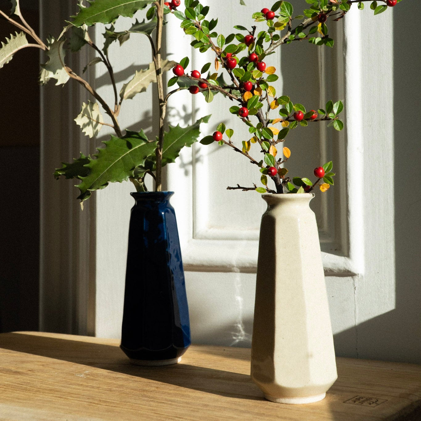 Seto Ware Flower Vase: Bottle Design